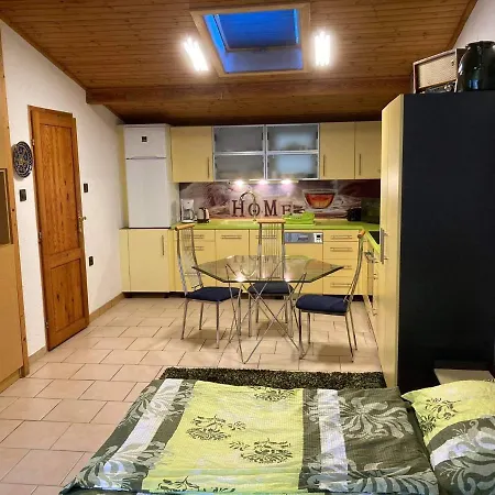 Horvath Apartmanhaz Apartment