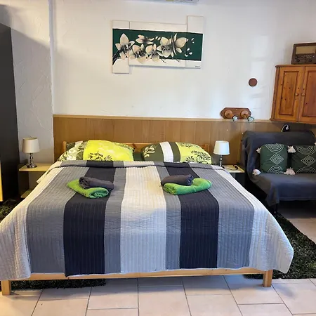 Horvath Apartmanhaz דירה סיגליגט